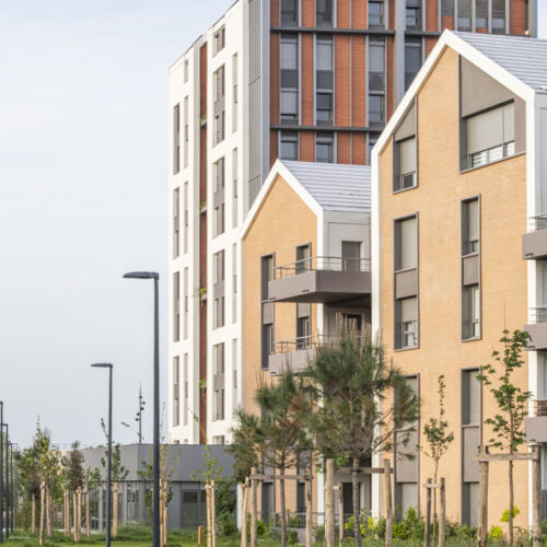 376 logements et commerces